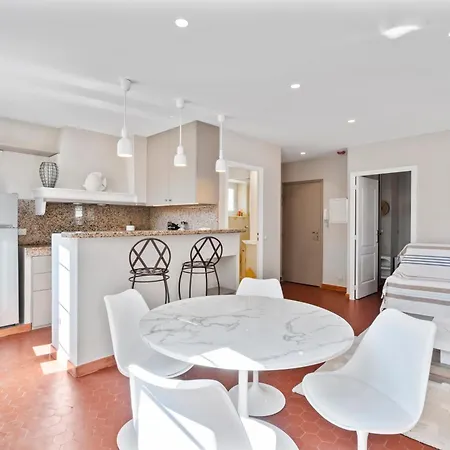Apartment Portail Neuf