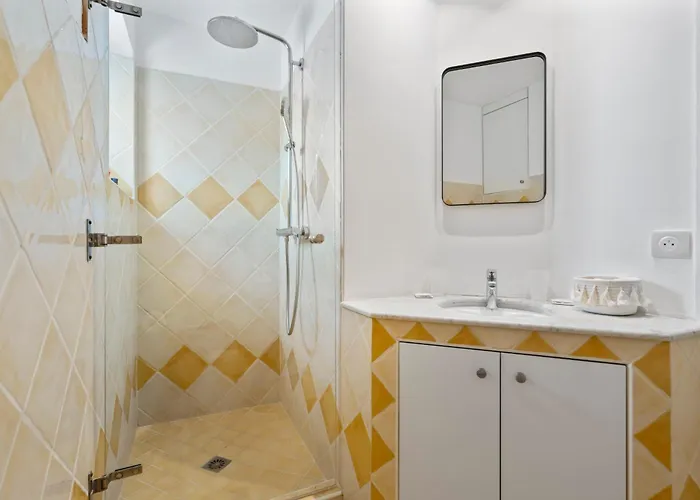 Portail Neuf * Saint-Tropez